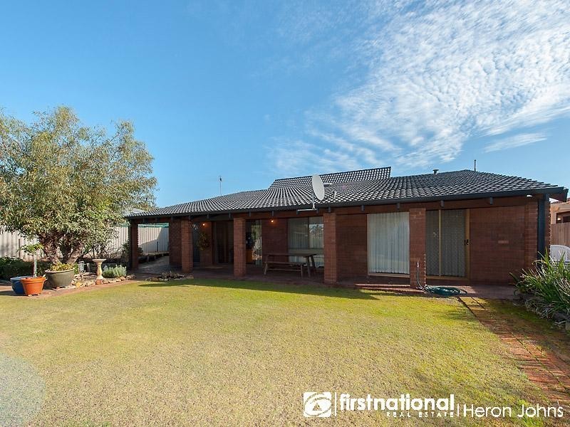 12 Whittaker Crescent, Bull Creek WA 6149