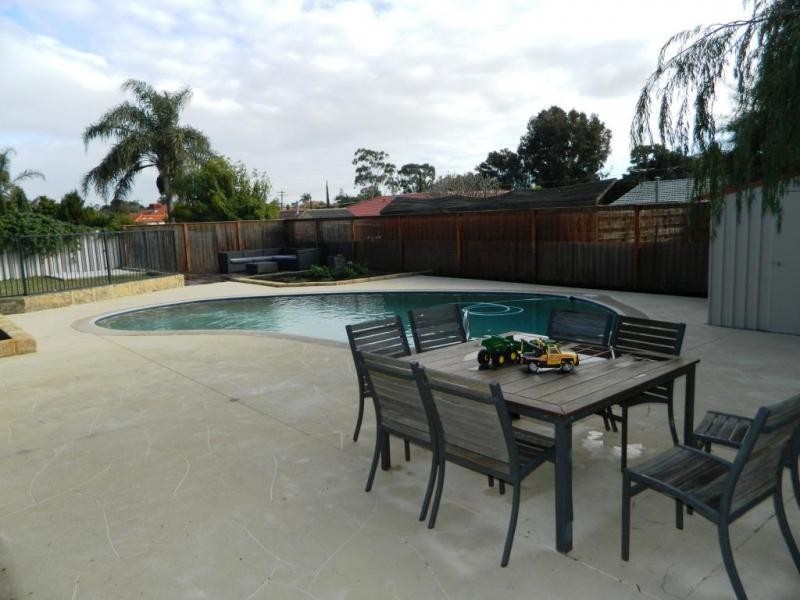 15 Hertford Close, Bull Creek WA 6149