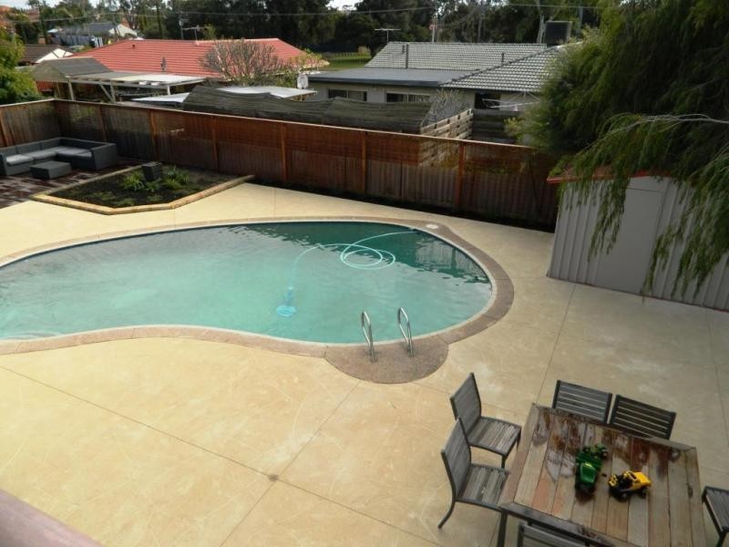 15 Hertford Close, Bull Creek WA 6149