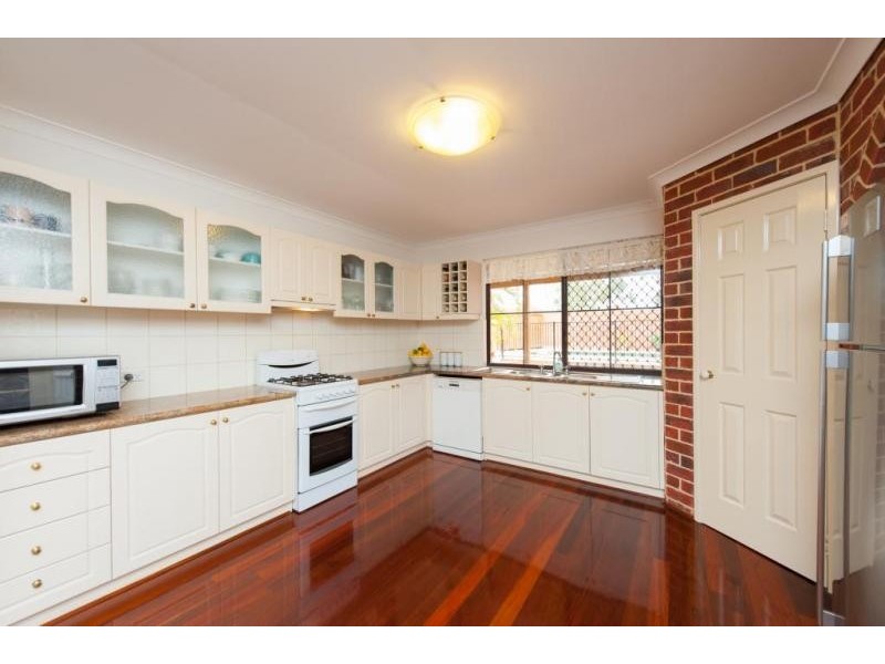 12 Marsengo Road, Bateman WA 6150