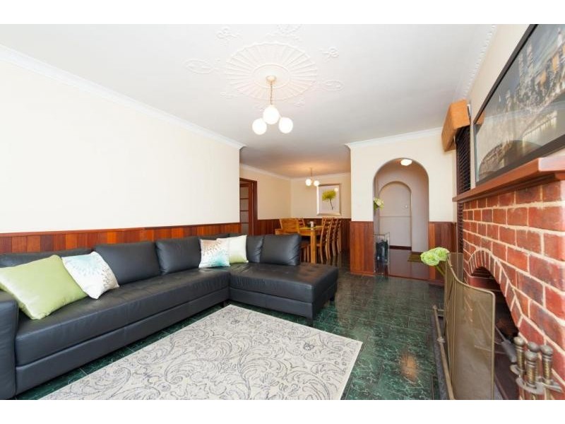 12 Marsengo Road, Bateman WA 6150