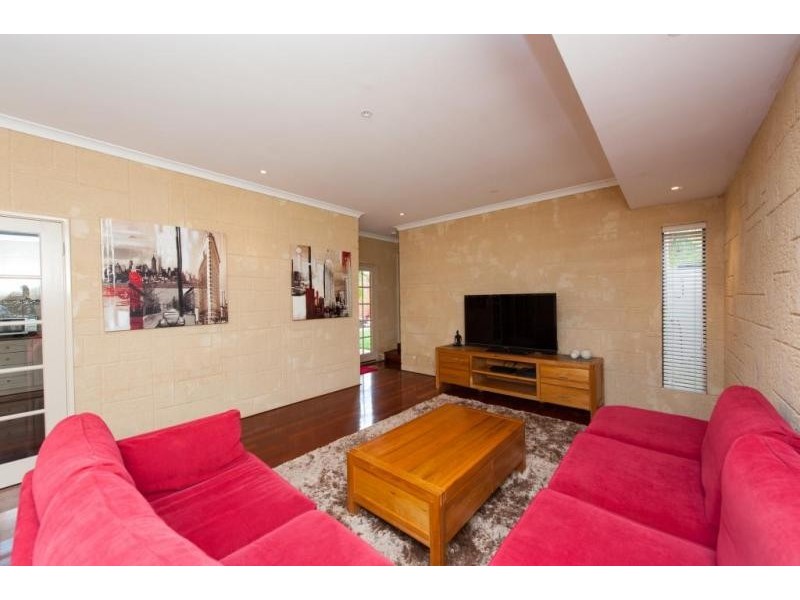 12 Marsengo Road, Bateman WA 6150