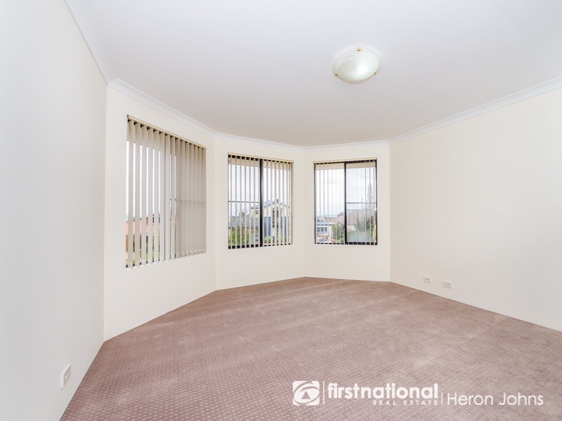 12 Beesley Court, Success WA 6164