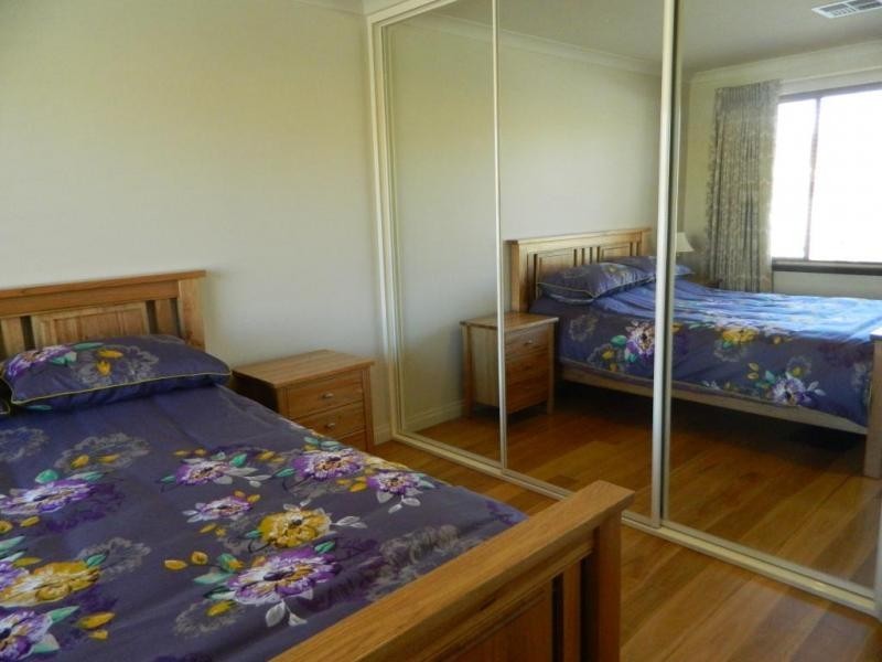 11 Exley Close, Kardinya WA 6163