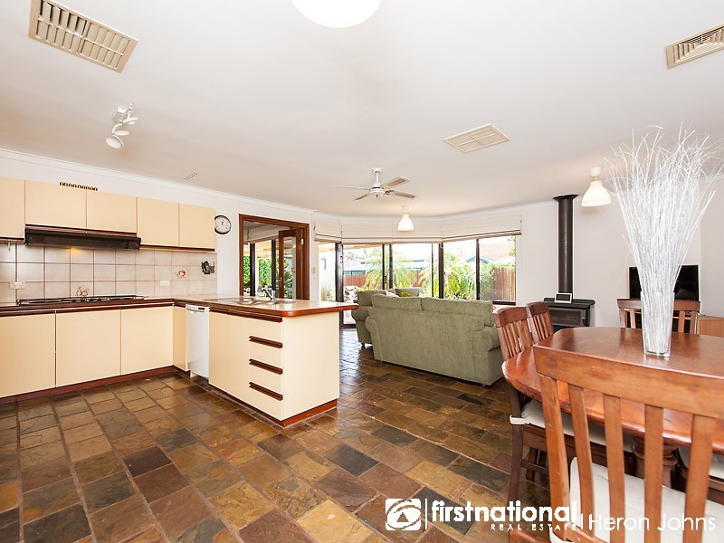 29 Endeavour Avenue, Bull Creek WA 6149