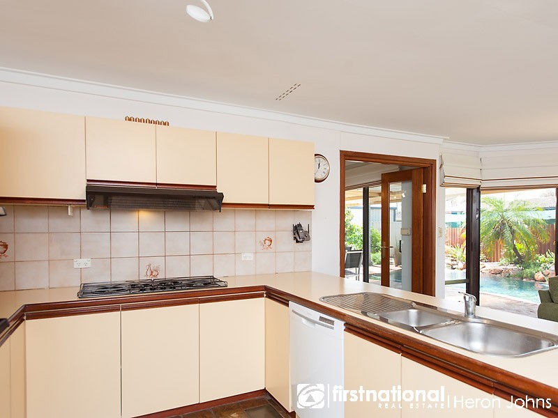 29 Endeavour Avenue, Bull Creek WA 6149