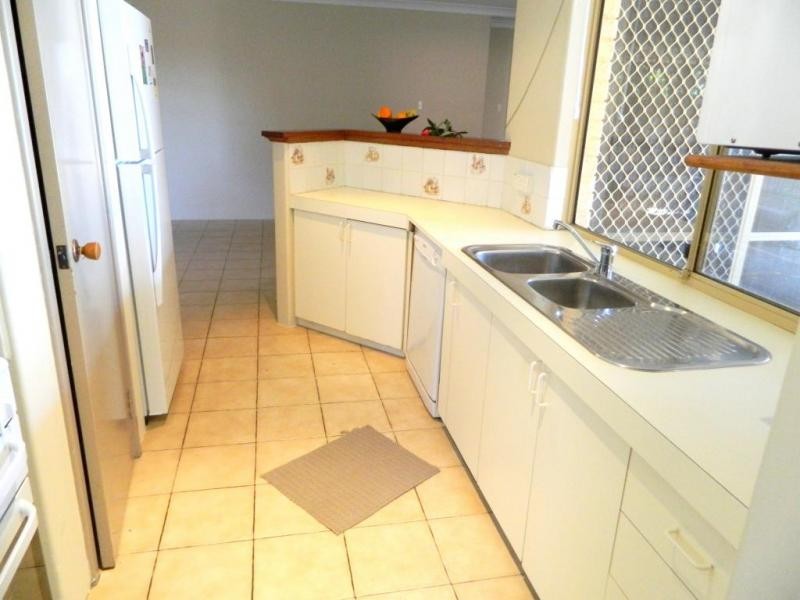 26 Forest Walk, Kardinya WA 6163