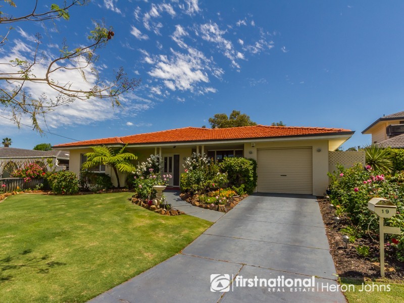 19 Hardy Street, Bull Creek WA 6149