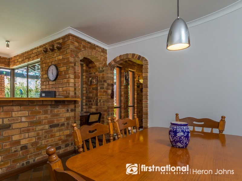 10 McWhae Place, Bull Creek WA 6149