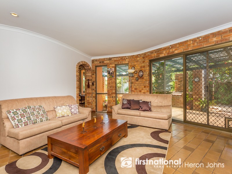 10 McWhae Place, Bull Creek WA 6149