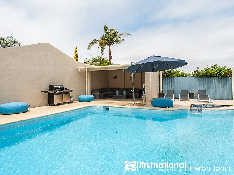 8 Piper Place, Bateman WA 6150