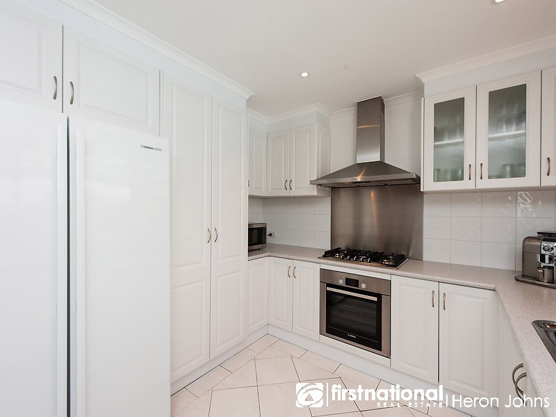 8 Piper Place, Bateman WA 6150