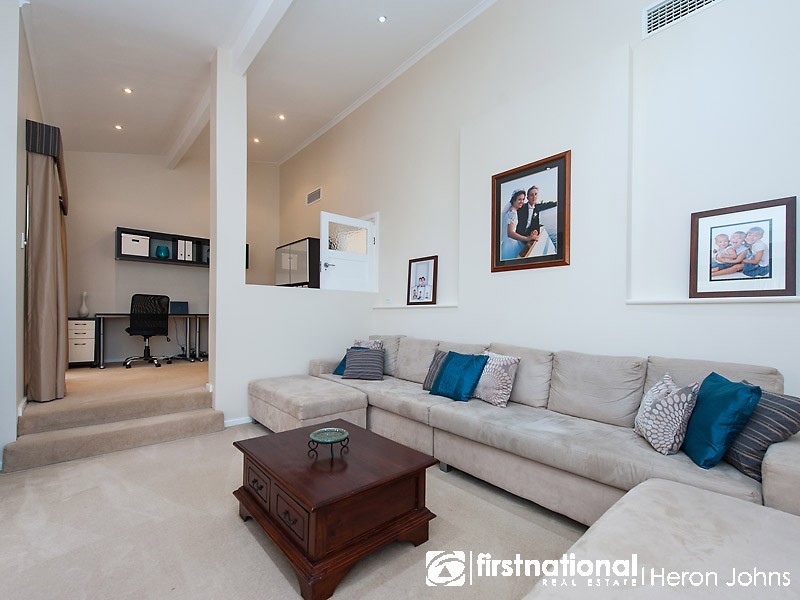 8 Piper Place, Bateman WA 6150