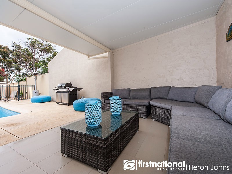 8 Piper Place, Bateman WA 6150