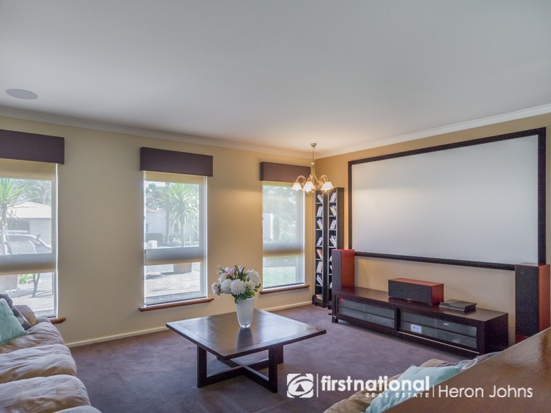 6 August Court, Bull Creek WA 6149