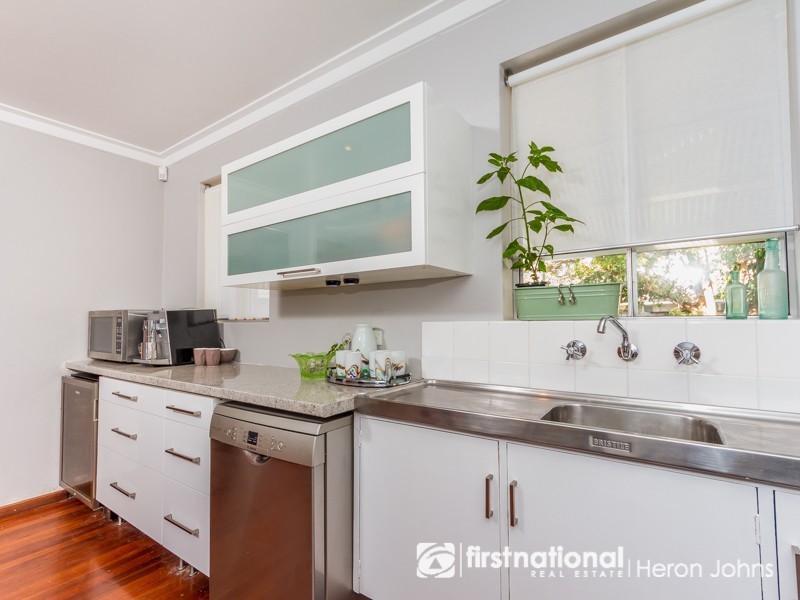 7 Kareela Road, Riverton WA 6148