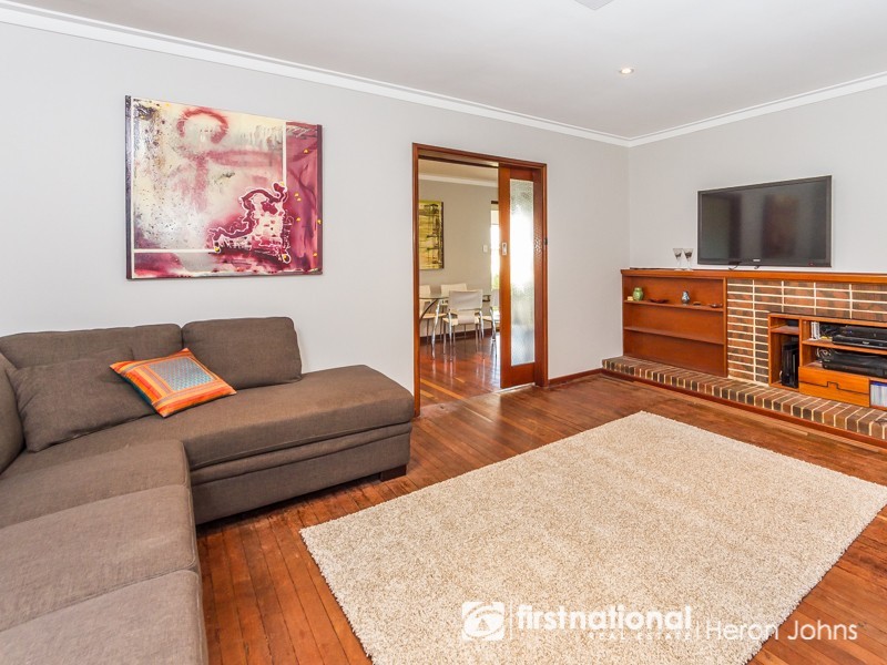 7 Kareela Road, Riverton WA 6148