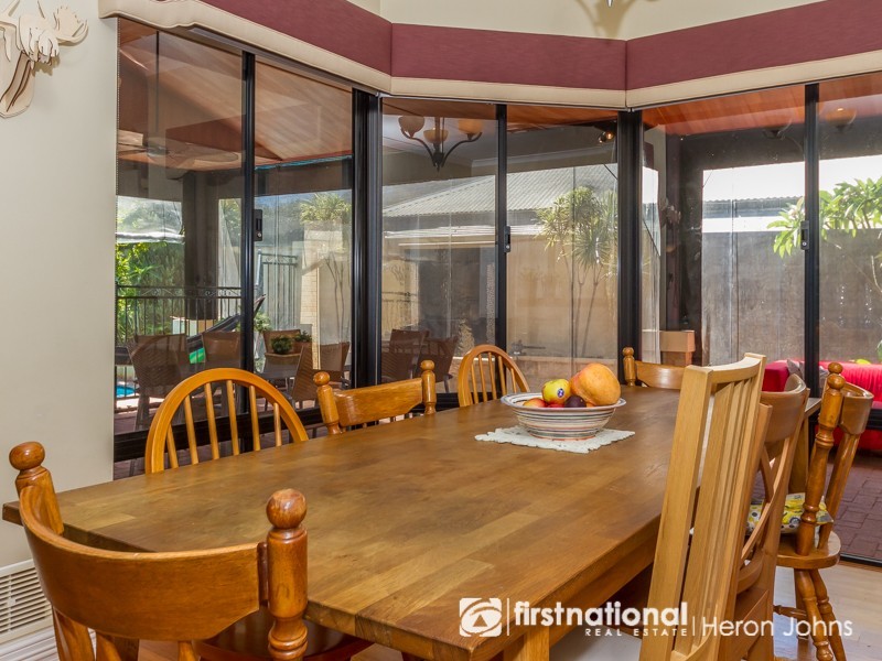 12 Connaught Gardens, Canning Vale WA 6155