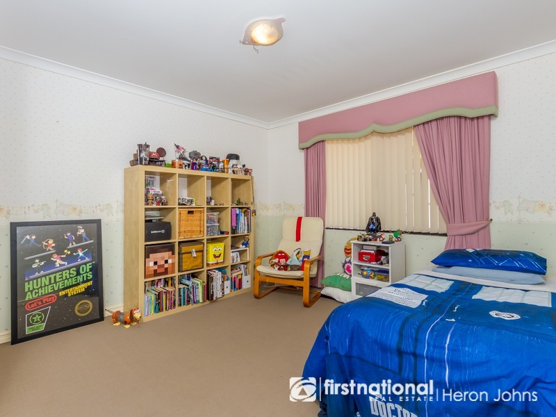 12 Connaught Gardens, Canning Vale WA 6155