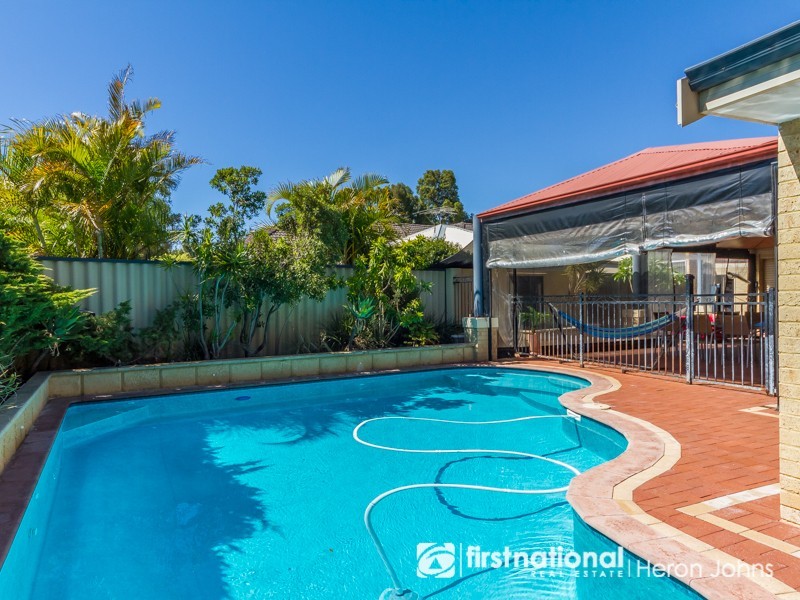 12 Connaught Gardens, Canning Vale WA 6155