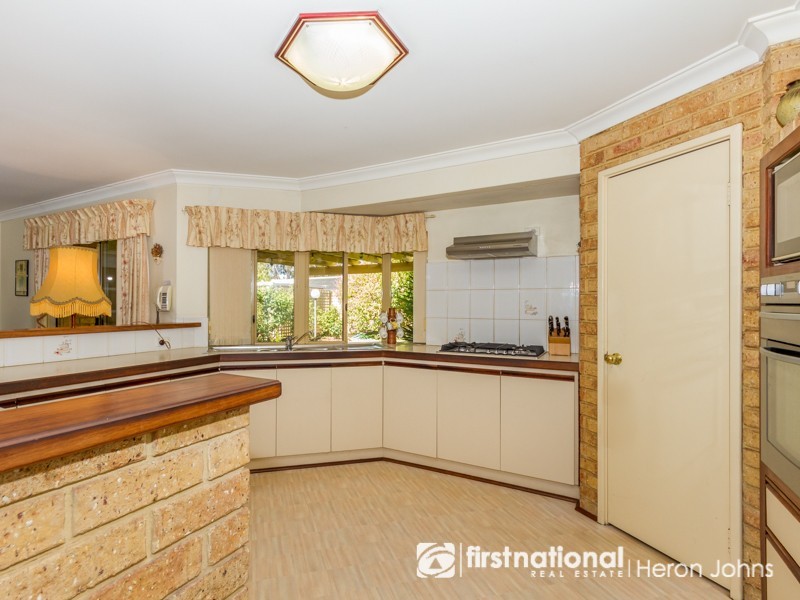 15 Morphett Crescent, Bateman WA 6150