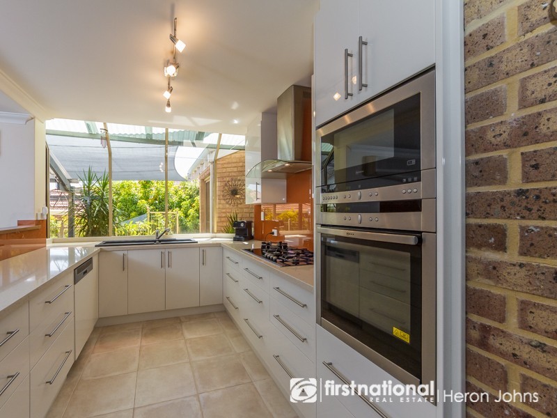 15 Maquire Way, Bull Creek WA 6149