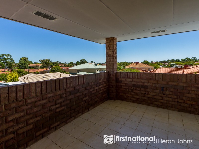 15 Maquire Way, Bull Creek WA 6149