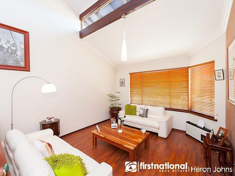 25 Devenish Way, Leeming WA 6149