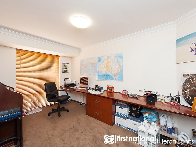 25 Devenish Way, Leeming WA 6149