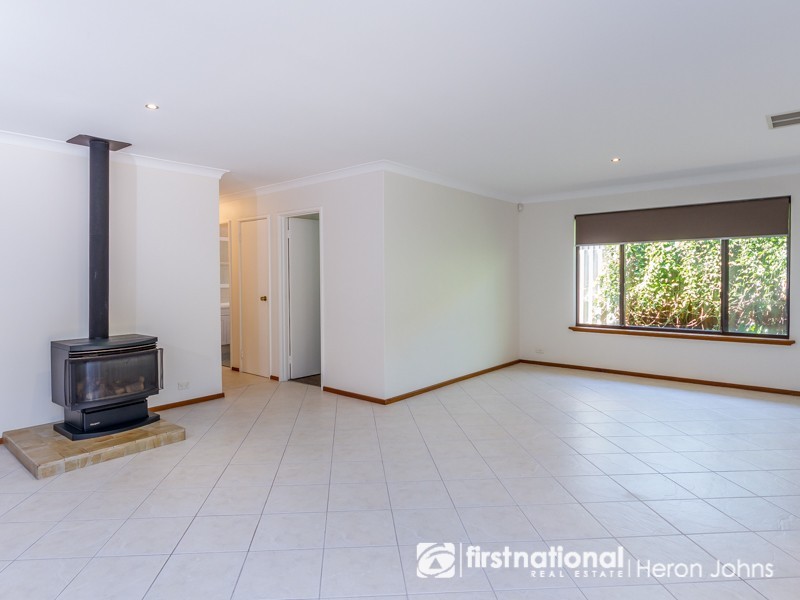 11 Pearson Crescent, Bull Creek WA 6149