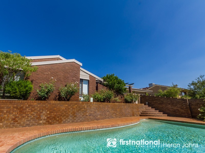 11 Pearson Crescent, Bull Creek WA 6149