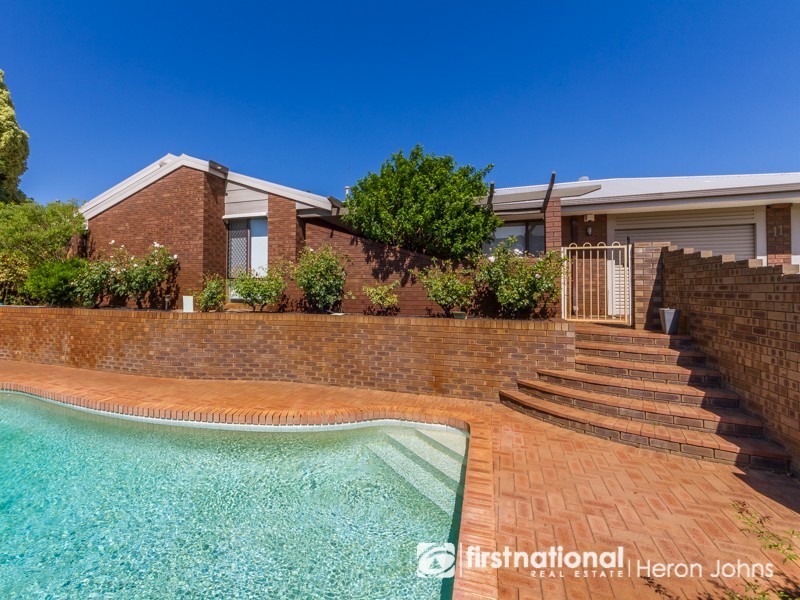 11 Pearson Crescent, Bull Creek WA 6149