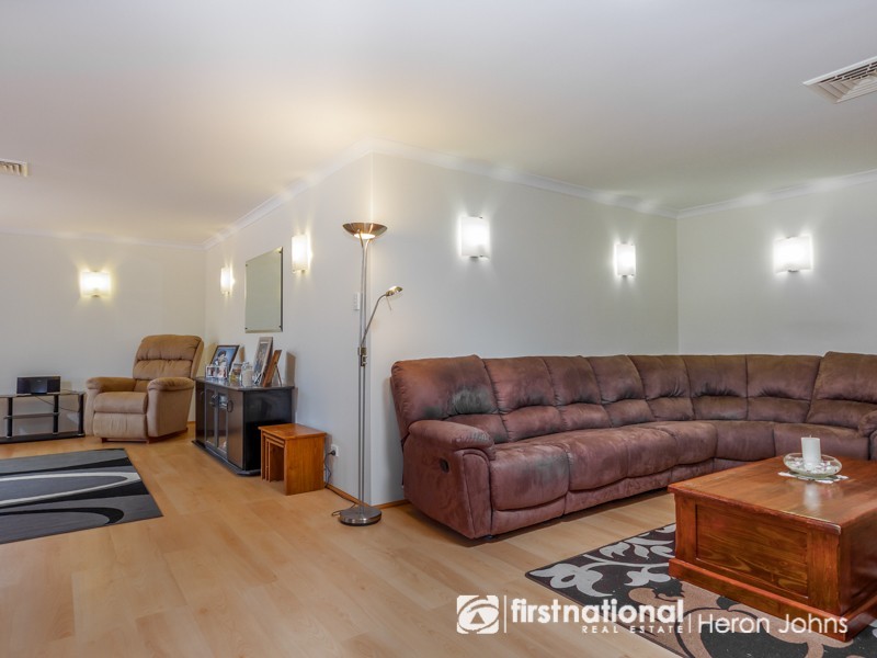 9 Beilson Court, Canning Vale WA 6155