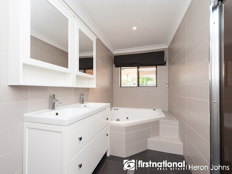 11 Mosey Court, Bull Creek WA 6149