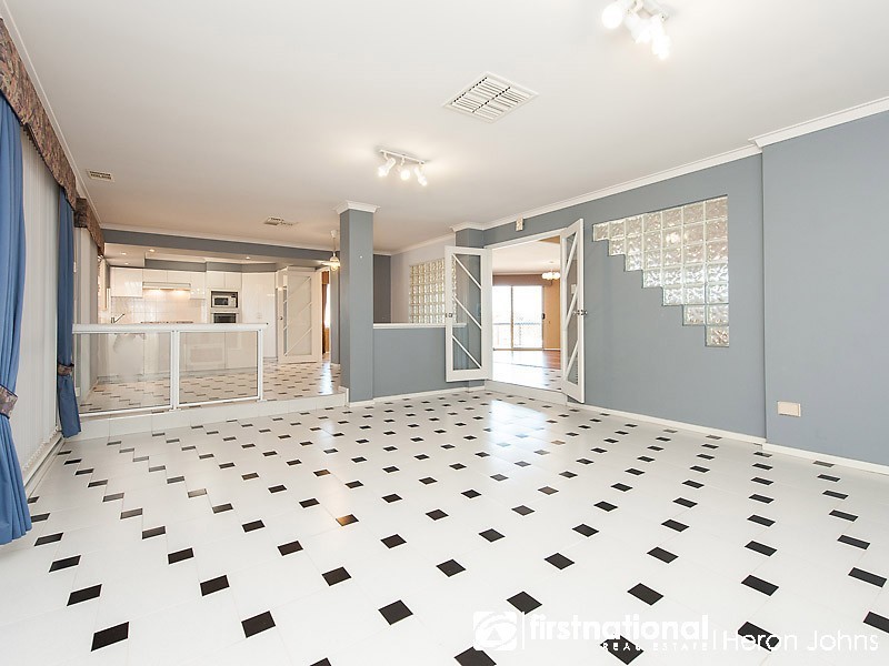 5 Tyers Way, Kardinya WA 6163