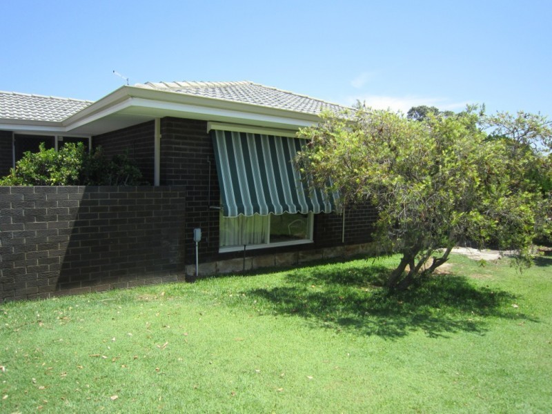 17 Flinders Crescent, Bull Creek WA 6149