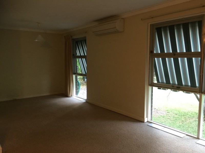 17 Flinders Crescent, Bull Creek WA 6149