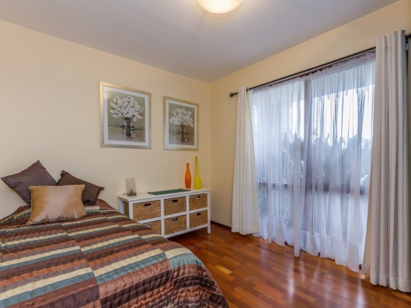 25 Hartung Way, Bull Creek WA 6149