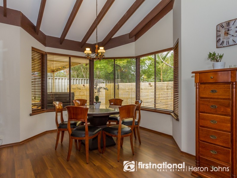 11 Empen Court, Leeming WA 6149