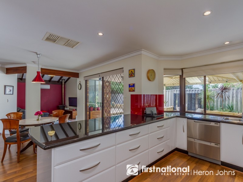 11 Empen Court, Leeming WA 6149