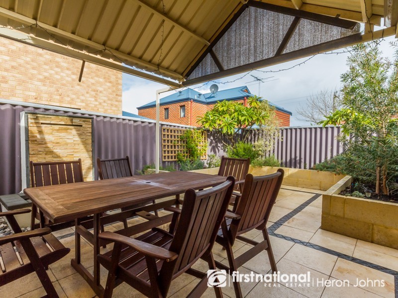 4 Hadden Road, Bicton WA 6157