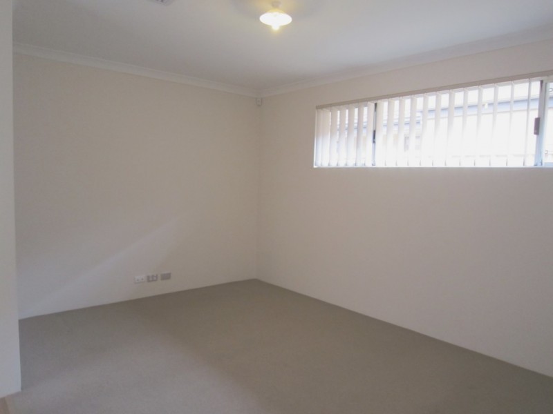 10 Lipari Terrace, Canning Vale WA 6155