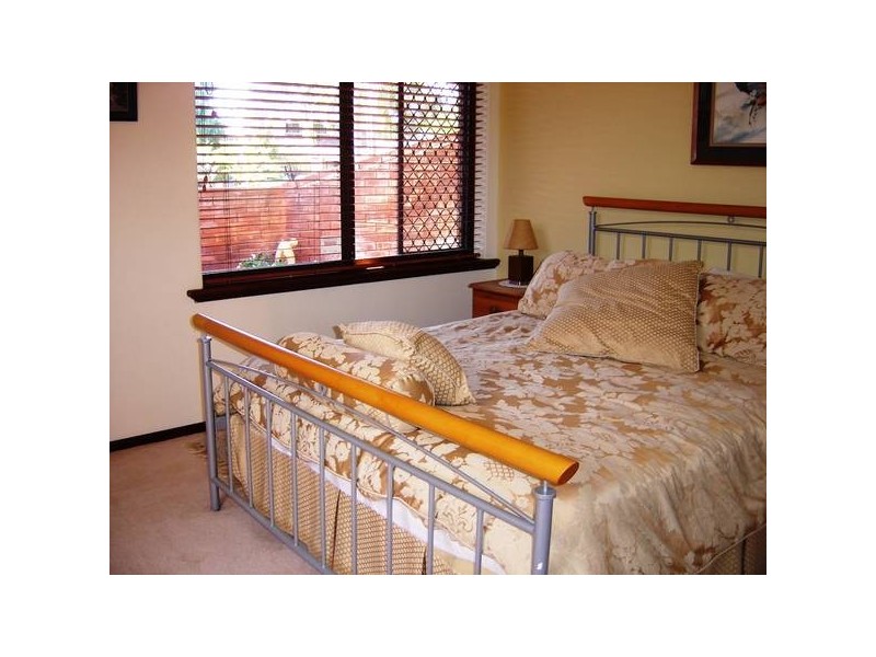 8 Vance Place, Bull Creek WA 6149