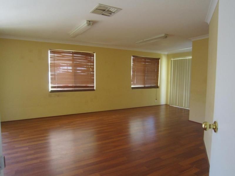 287 Welshpool Road, Queens Park WA 6107