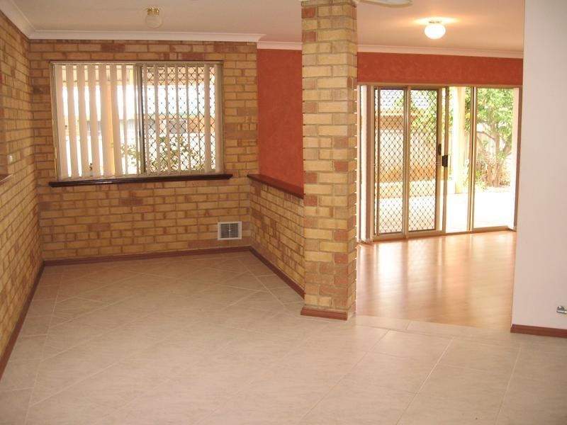 8 Orbell Way, Bull Creek WA 6149