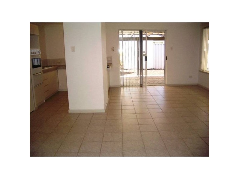 2/58 Barbican Street, Shelley WA 6148