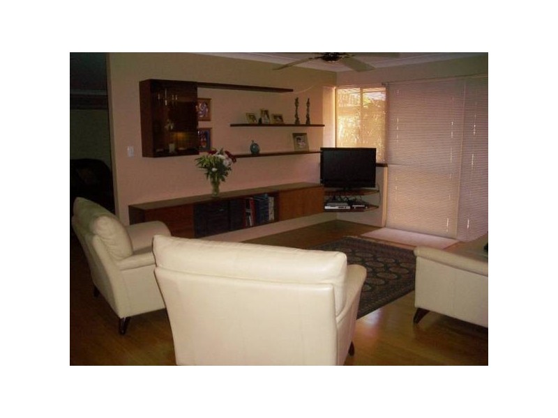 22 Kershaw Gardens, Leeming WA 6149