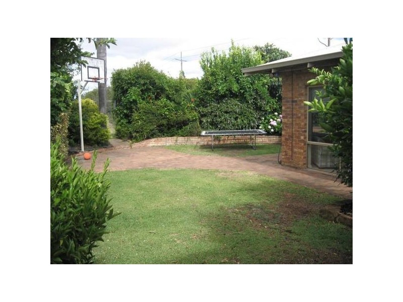 35 Hillock Circle, Leeming WA 6149