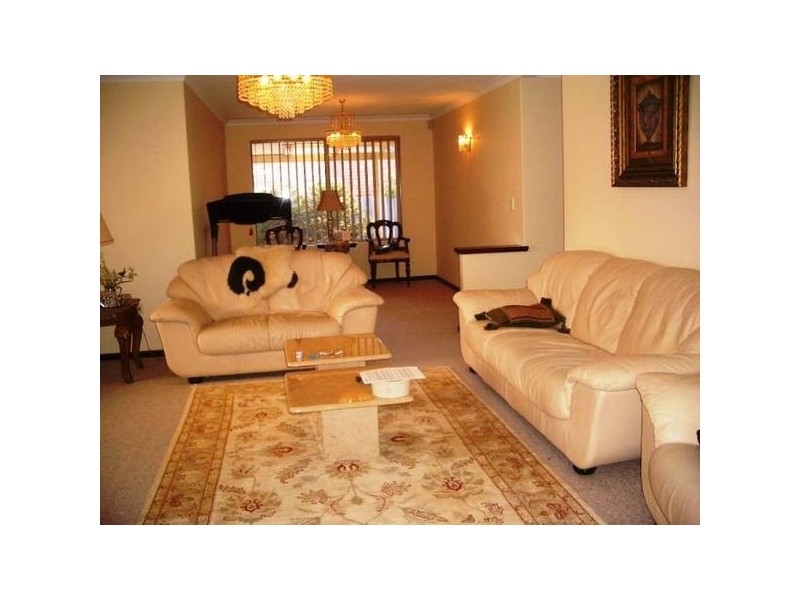 10 Downer Way, Bull Creek WA 6149