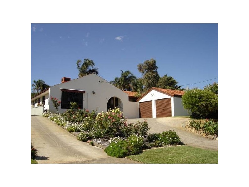 70 DARLEY CIRCLE, Bull Creek WA 6149